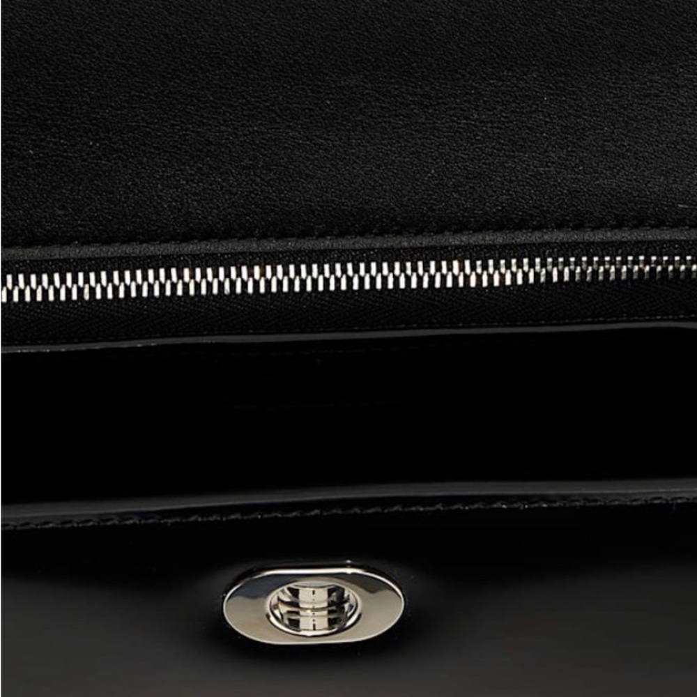 Gucci Half moon leather top handle bag NIB - Picture 10 of 13
